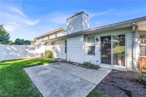 18376 Woodhaven Drive Strongsville OH 44149