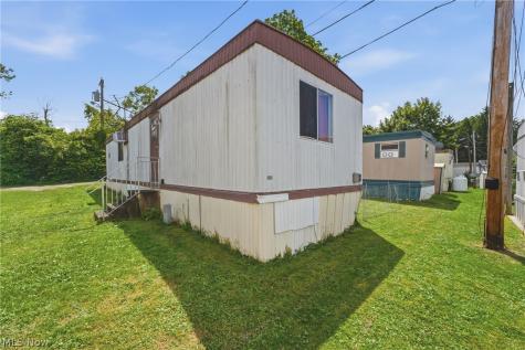 3354 Hilton Street NW Massillon OH 44646