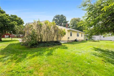 690 Autumn Drive Amherst OH 44001