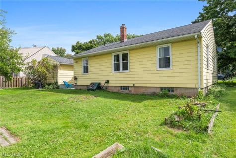 690 Autumn Drive Amherst OH 44001