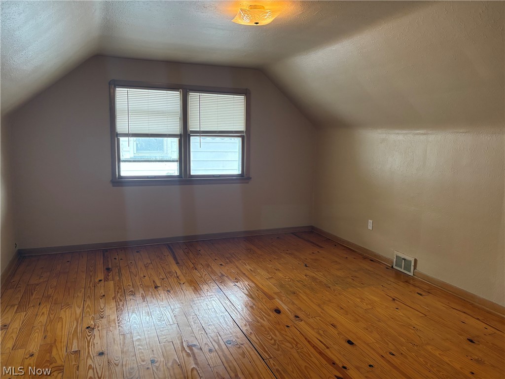 13921 Oakview Boulevard Garfield Heights OH 44125