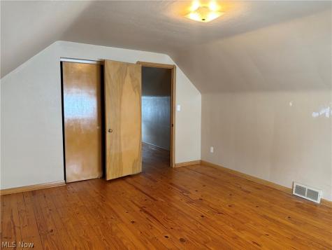 13921 Oakview Boulevard Garfield Heights OH 44125