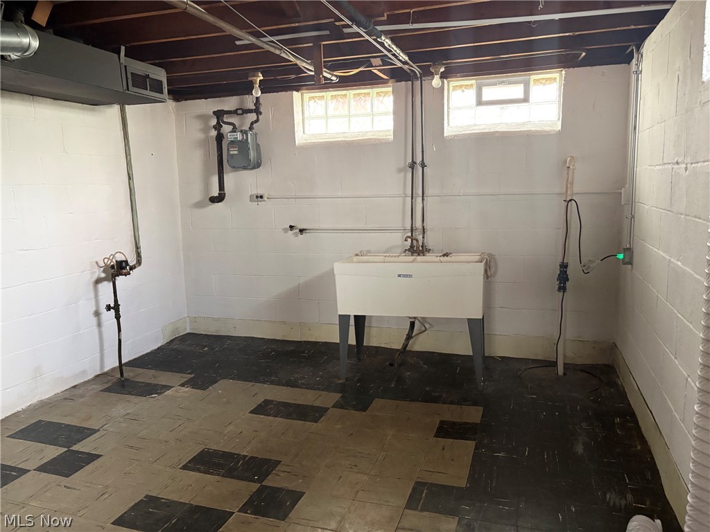 13921 Oakview Boulevard Garfield Heights OH 44125