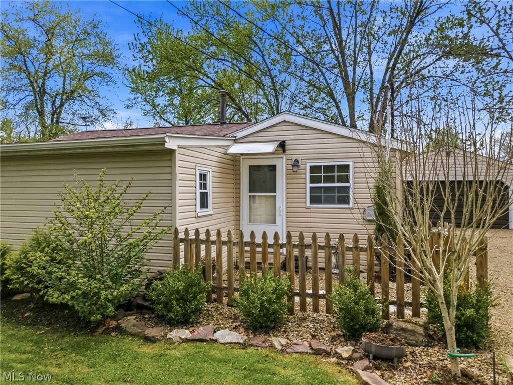 6982 Mcclure Road Hubbard OH 44425