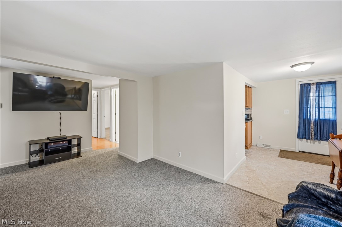 6982 Mcclure Road Hubbard OH 44425