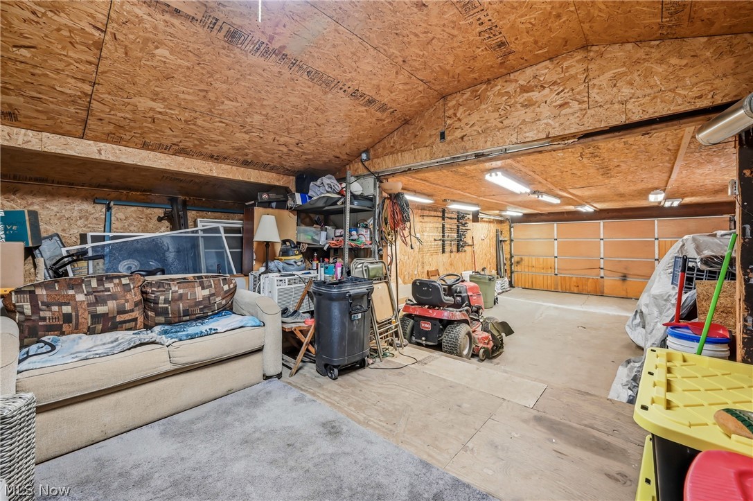 6982 Mcclure Road Hubbard OH 44425