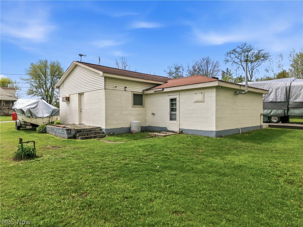 6982 Mcclure Road Hubbard OH 44425