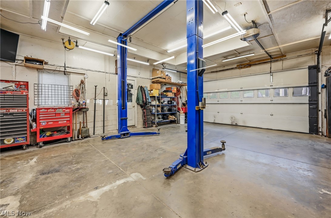 6982 Mcclure Road Hubbard OH 44425