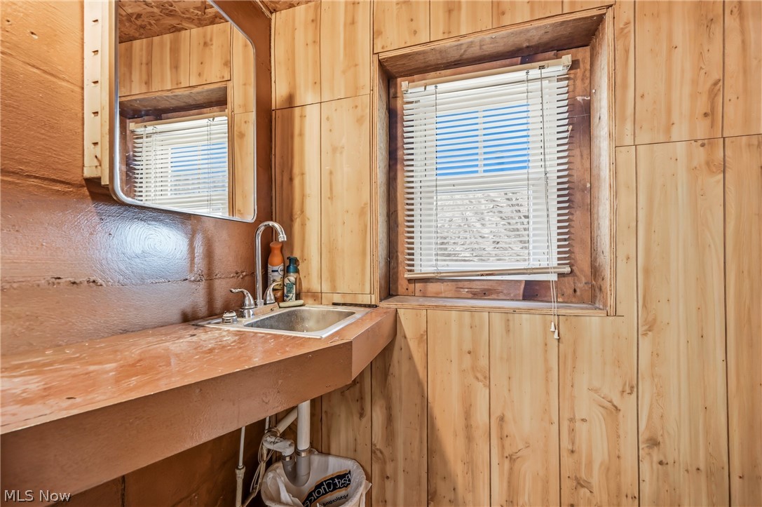 6982 Mcclure Road Hubbard OH 44425