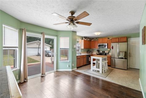 2483 Clara Street Cuyahoga Falls OH 44221