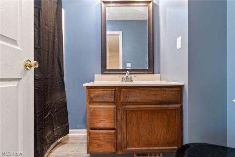 2483 Clara Street Cuyahoga Falls OH 44221