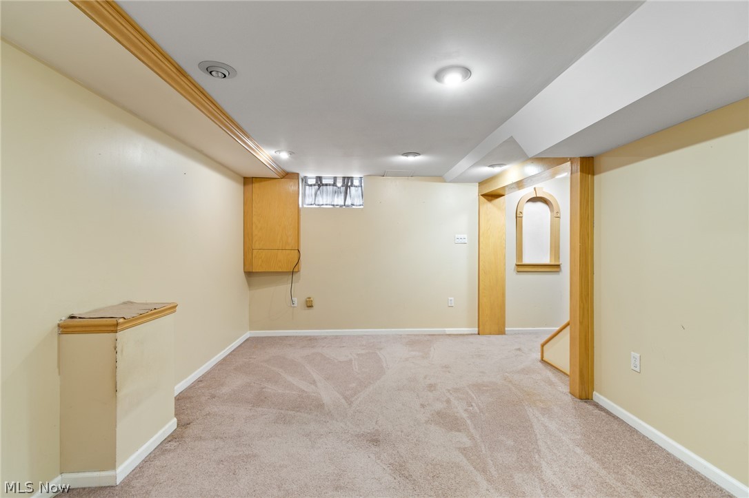 2483 Clara Street Cuyahoga Falls OH 44221