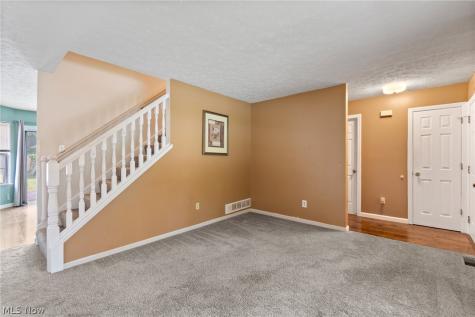 2483 Clara Street Cuyahoga Falls OH 44221