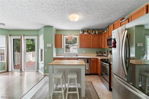 2483 Clara Street Cuyahoga Falls OH 44221