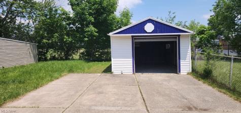 14809 Rockside Road Maple Heights OH 44137