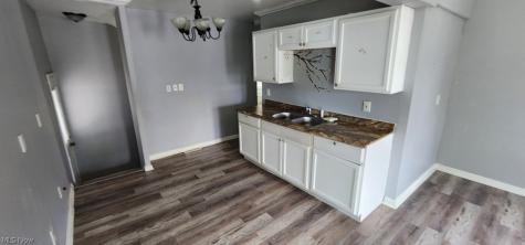 14809 Rockside Road Maple Heights OH 44137