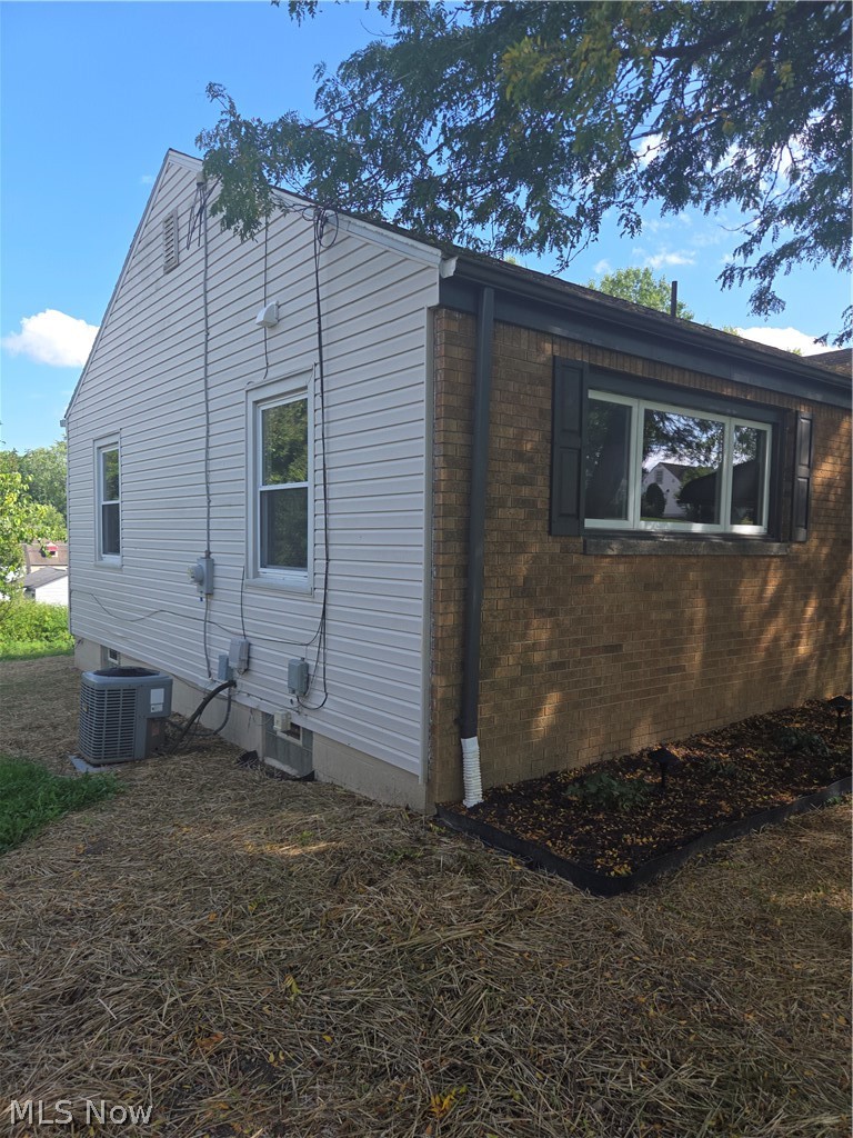 151 S Beverly Avenue Austintown OH 44515