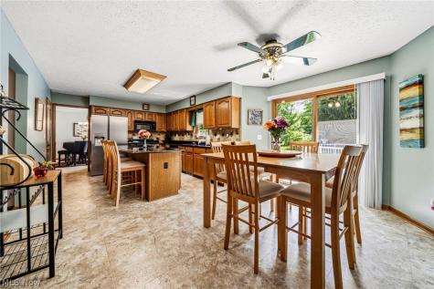 3173 Rosewood Oval North Royalton OH 44133