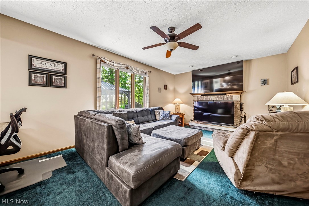 3173 Rosewood Oval North Royalton OH 44133