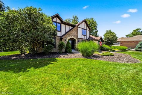 3173 Rosewood Oval North Royalton OH 44133