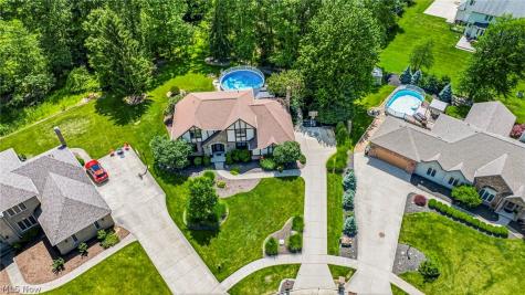 3173 Rosewood Oval North Royalton OH 44133