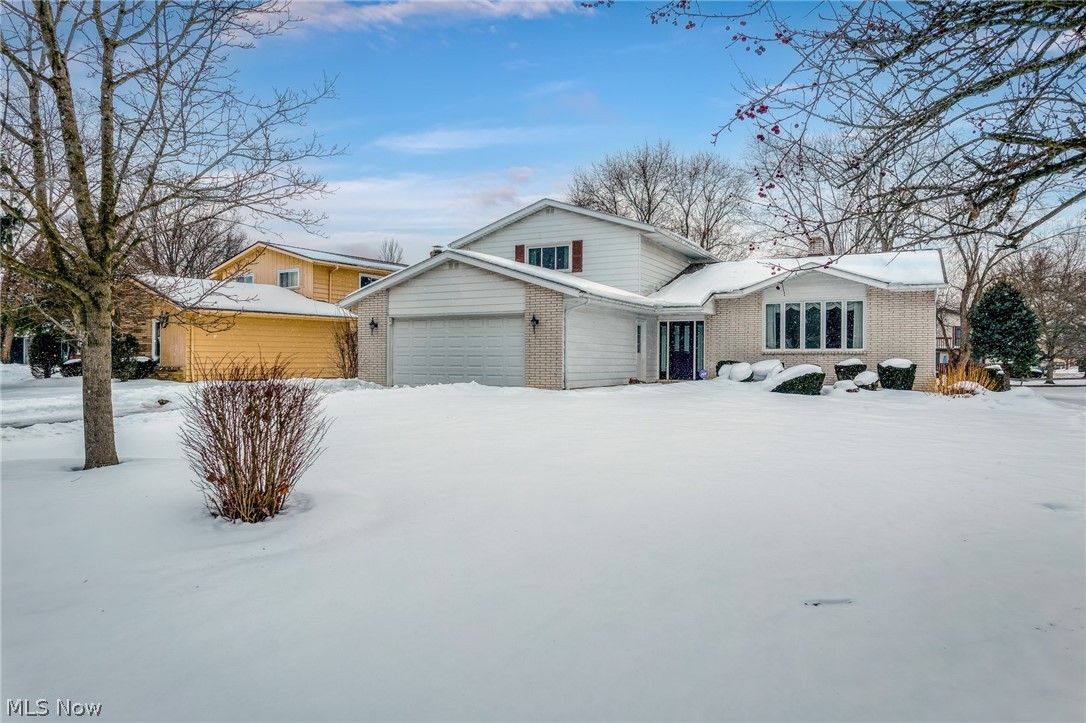 Solon OH, 33014 N Roundhead Drive