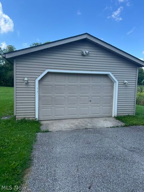 11794 Princeton Road Huntsburg OH 44046