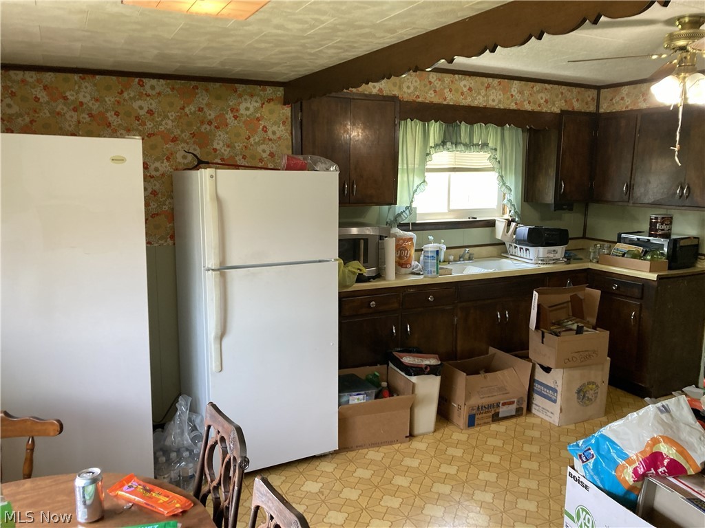 1238 Schneiders Crossing Road NW Dover OH 44622