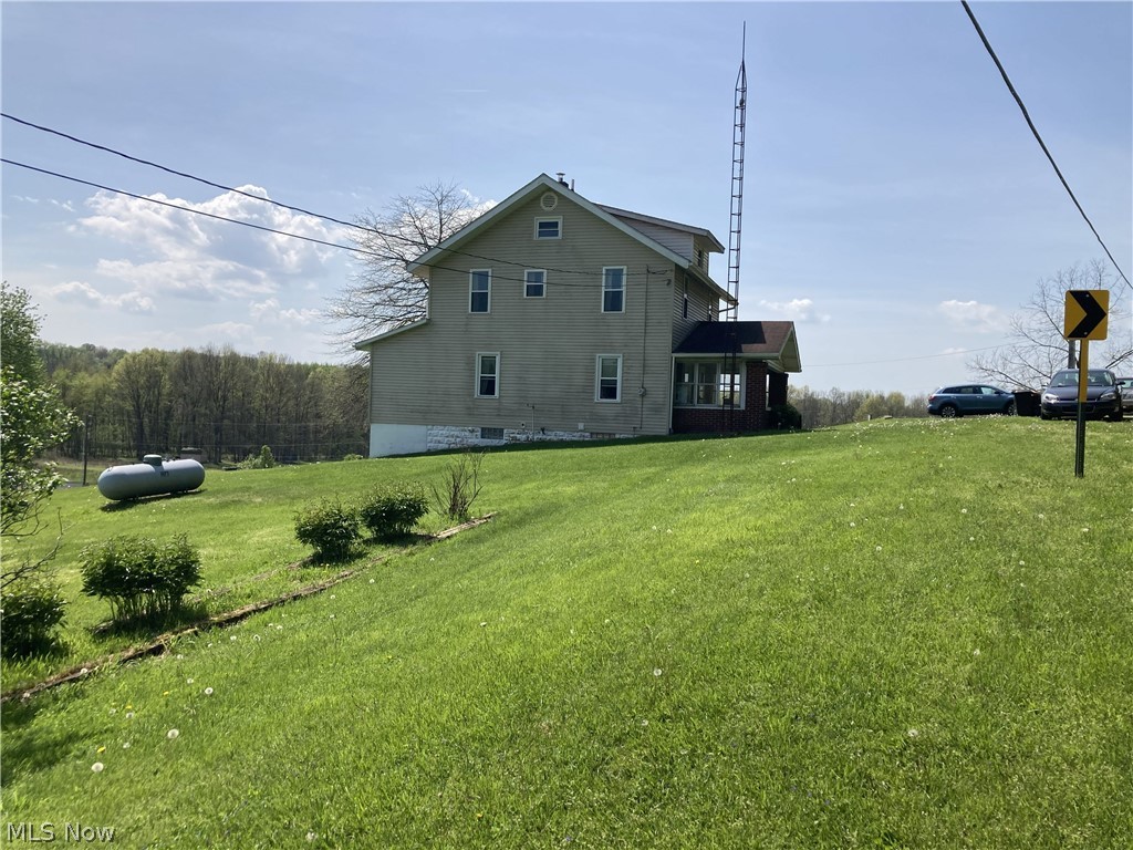 1238 Schneiders Crossing Road NW Dover OH 44622