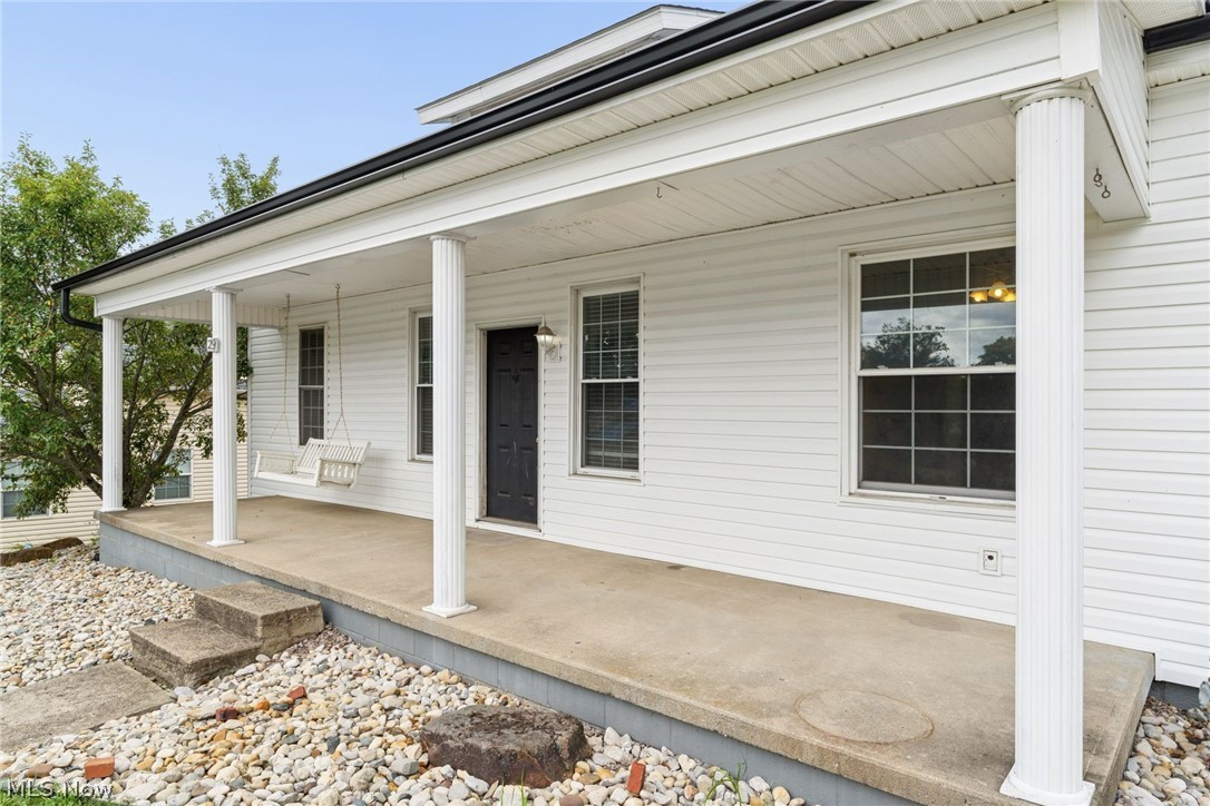 29 S West Street Thornville OH 43076