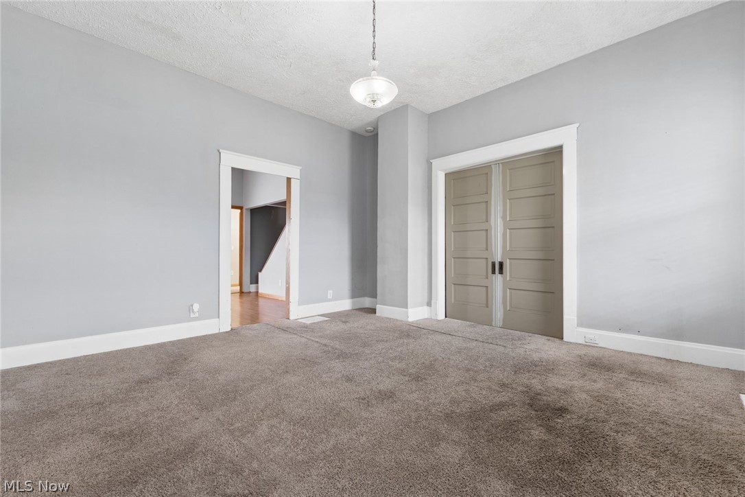 29 S West Street Thornville OH 43076