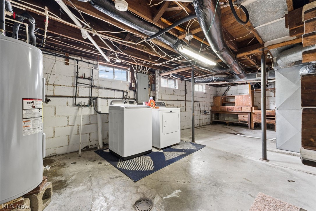 29 S West Street Thornville OH 43076