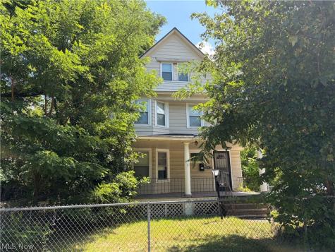 557 E 117th Street Cleveland OH 44108