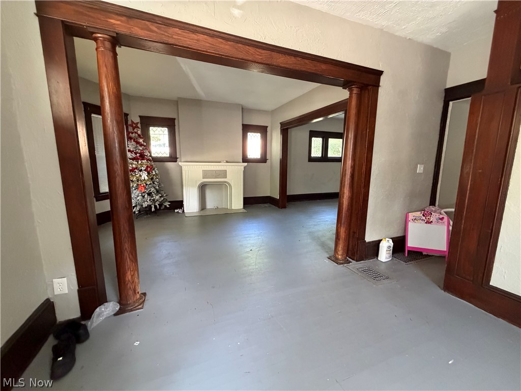 557 E 117th Street Cleveland OH 44108