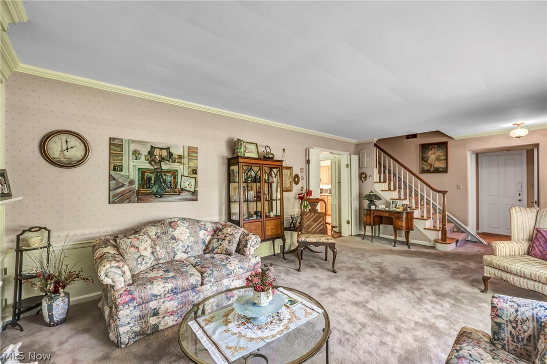 21439 Claythorne Road Shaker Heights OH 44122