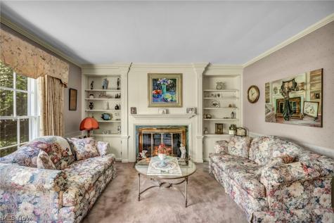 21439 Claythorne Road Shaker Heights OH 44122