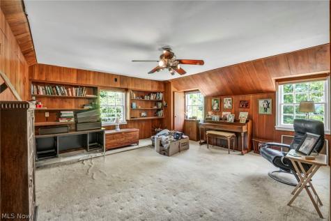 21439 Claythorne Road Shaker Heights OH 44122