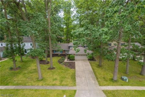 17069 Partridge Drive Strongsville OH 44136