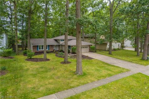 17069 Partridge Drive Strongsville OH 44136