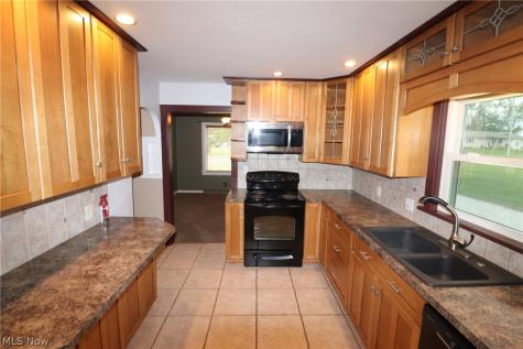 601 Rufener Extension Rittman OH 44270
