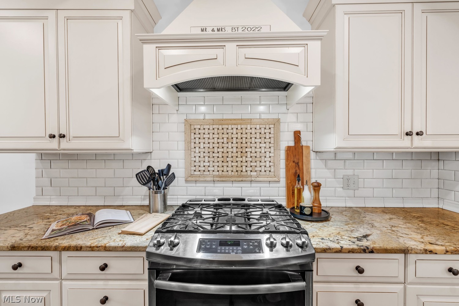 21576 Kenwood Avenue Rocky River OH 44116