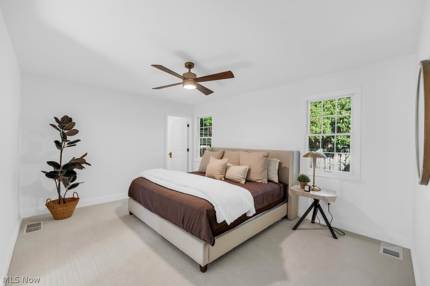 21576 Kenwood Avenue Rocky River OH 44116