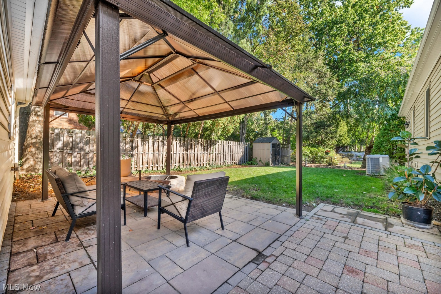 21576 Kenwood Avenue Rocky River OH 44116