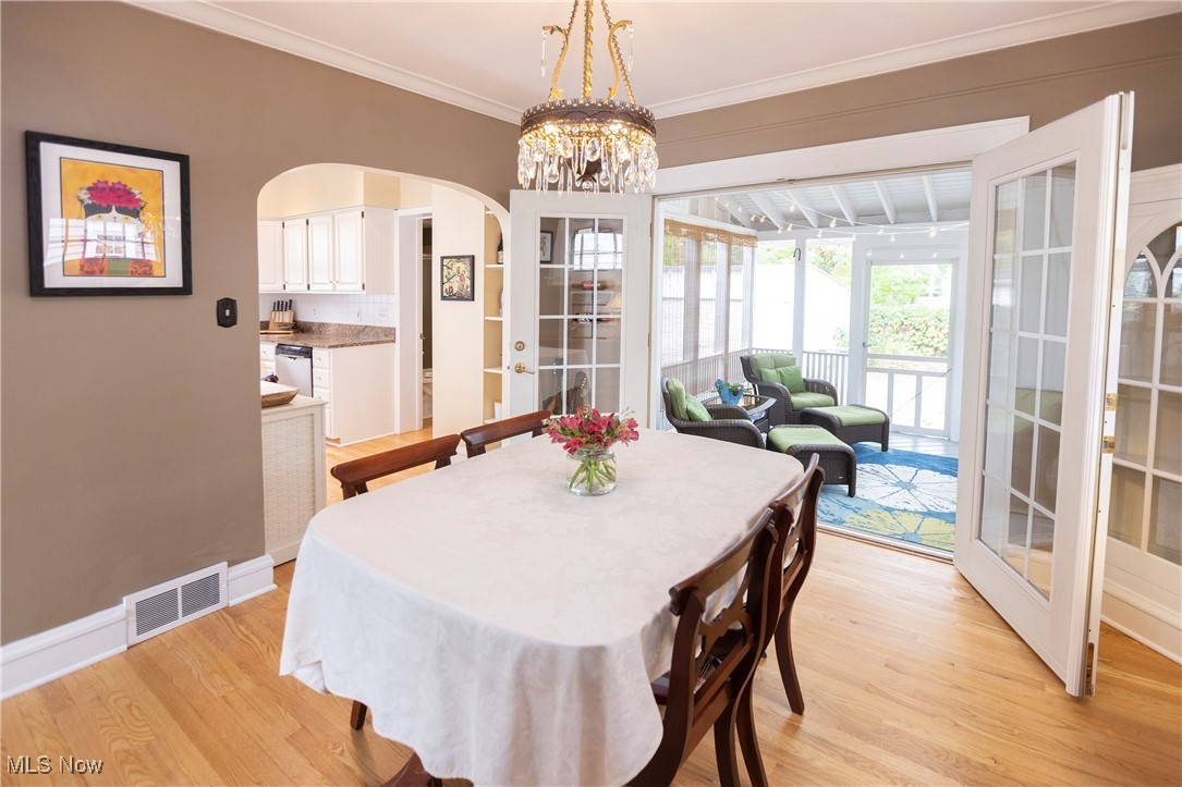 1314 Chase Avenue Lakewood OH 44107