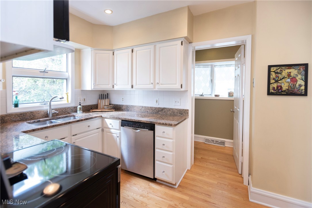 1314 Chase Avenue Lakewood OH 44107