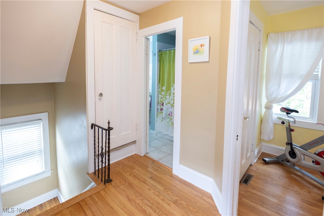 1314 Chase Avenue Lakewood OH 44107