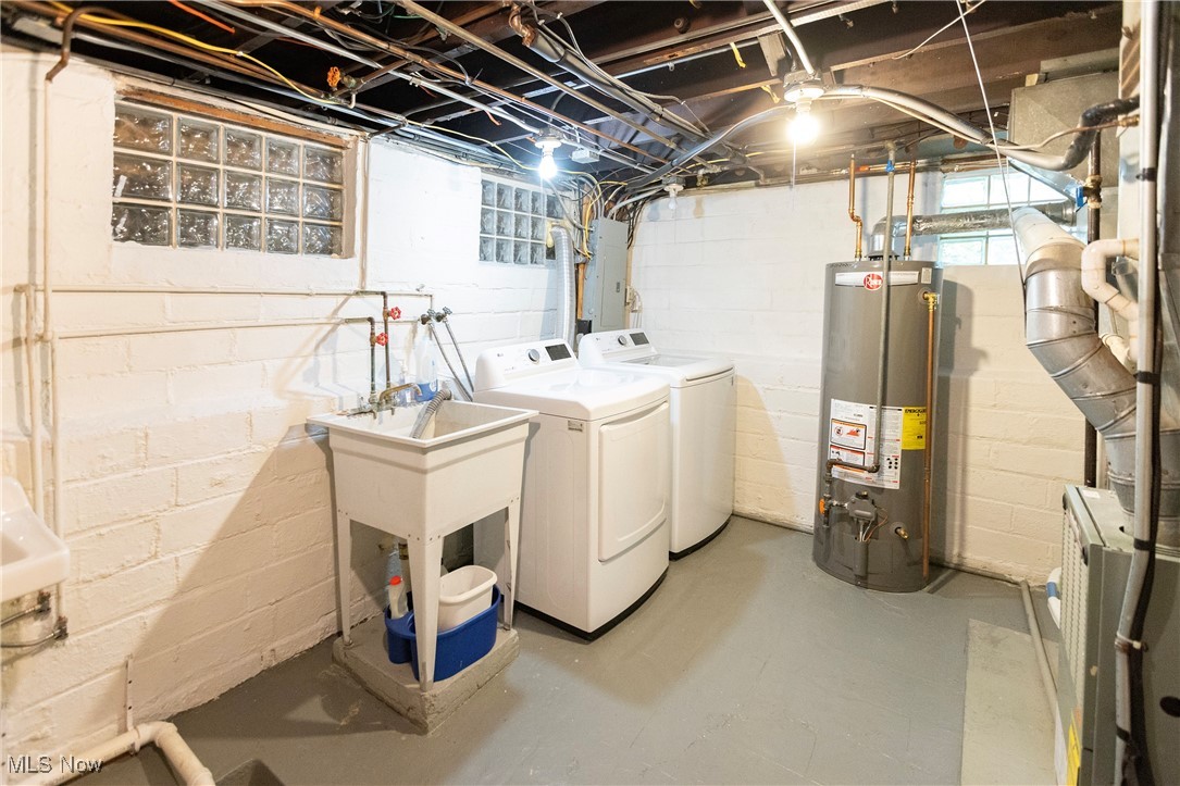 1314 Chase Avenue Lakewood OH 44107