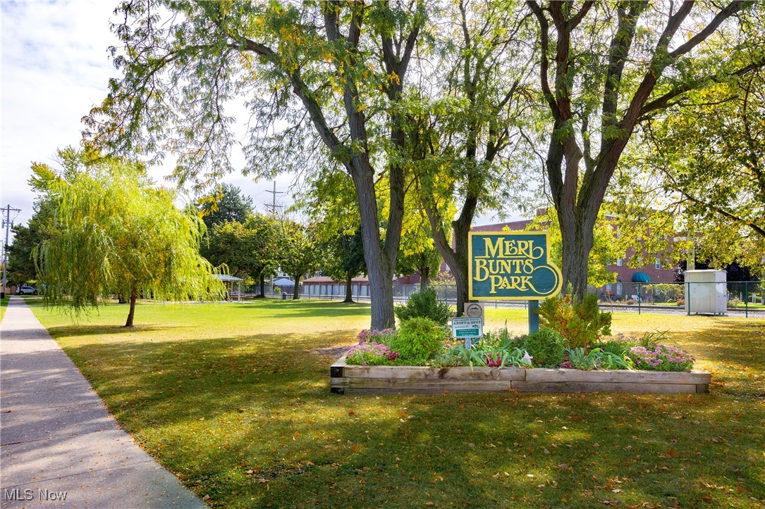 1314 Chase Avenue Lakewood OH 44107