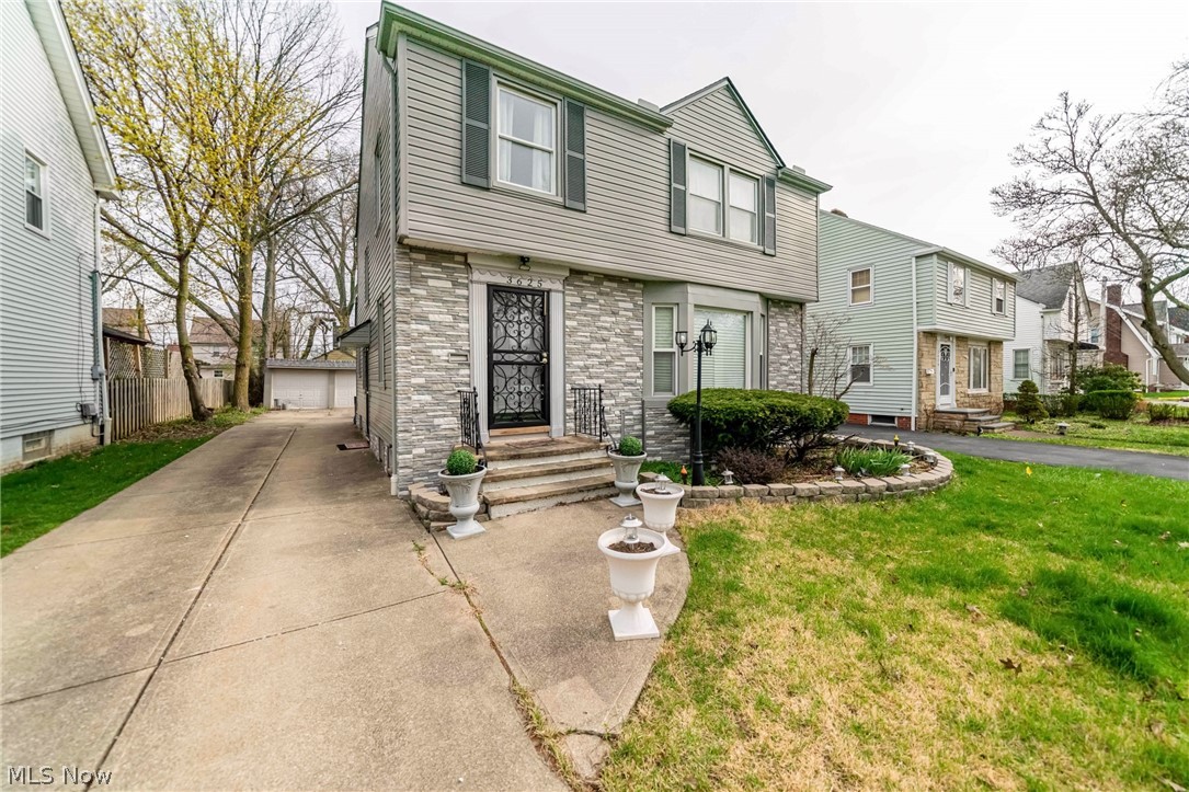 3625 Silsby Road University Heights OH 44118