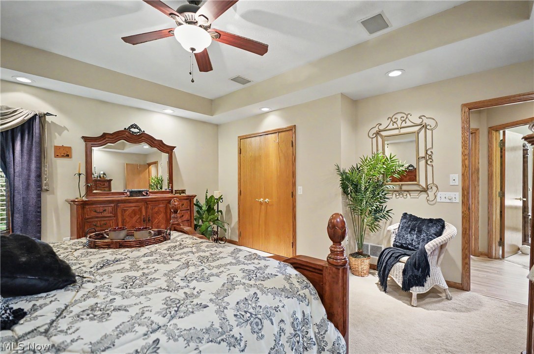 40 W Maple Drive Seville OH 44273